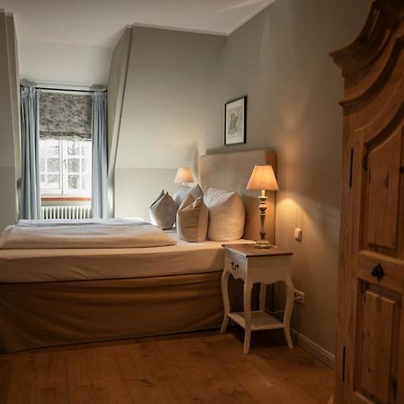 Gut Altholz Landhotel Und Restaurant Hutter Plattling Luaran gambar