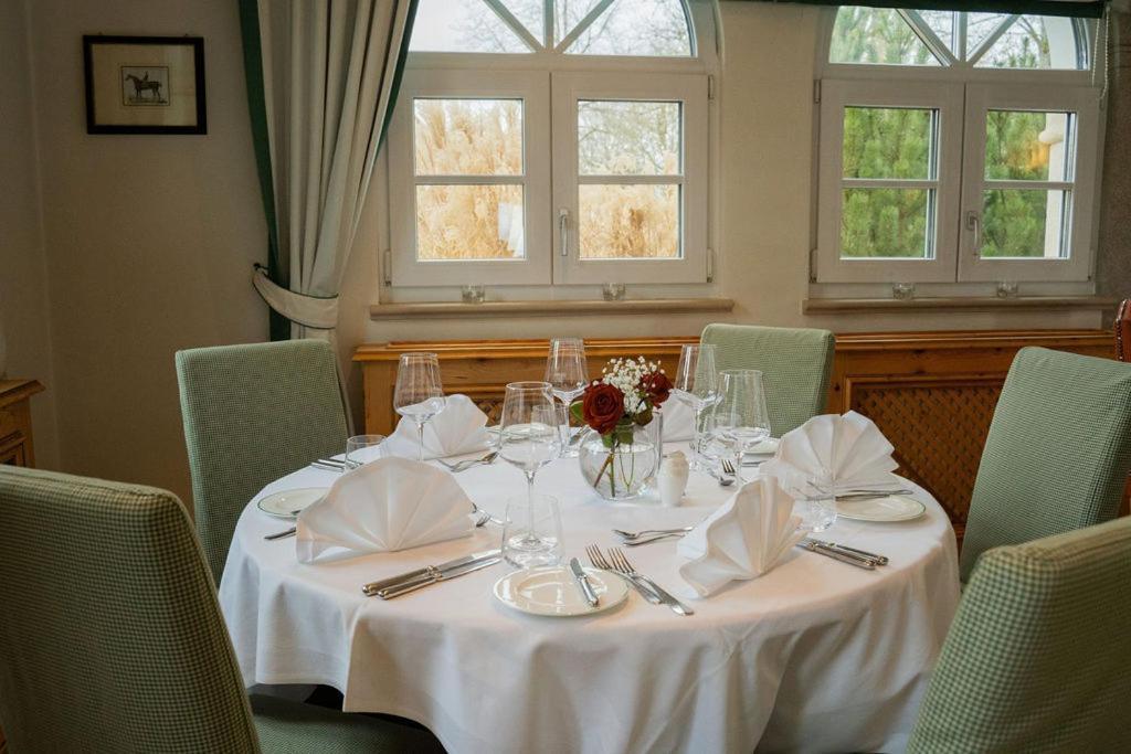 Gut Altholz Landhotel Und Restaurant Hutter Plattling Luaran gambar